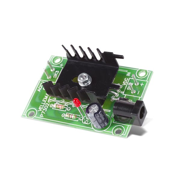 CHARGEUR UNIVERSEL DE PILES - LOW-COST