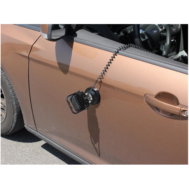 Projecteur Led 15W 800 lm 7500 °K base magnétique prise allume cigare Projecteur Led 15W 800 lm 7500 °K base magnétique prise allume cigare