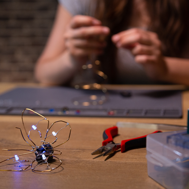 FREEFORM-ELEKTRONICA STARTER KIT